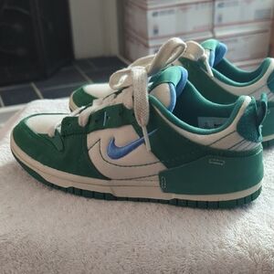 Nike Women's Sneakers in Green and Cream with Blue Accents